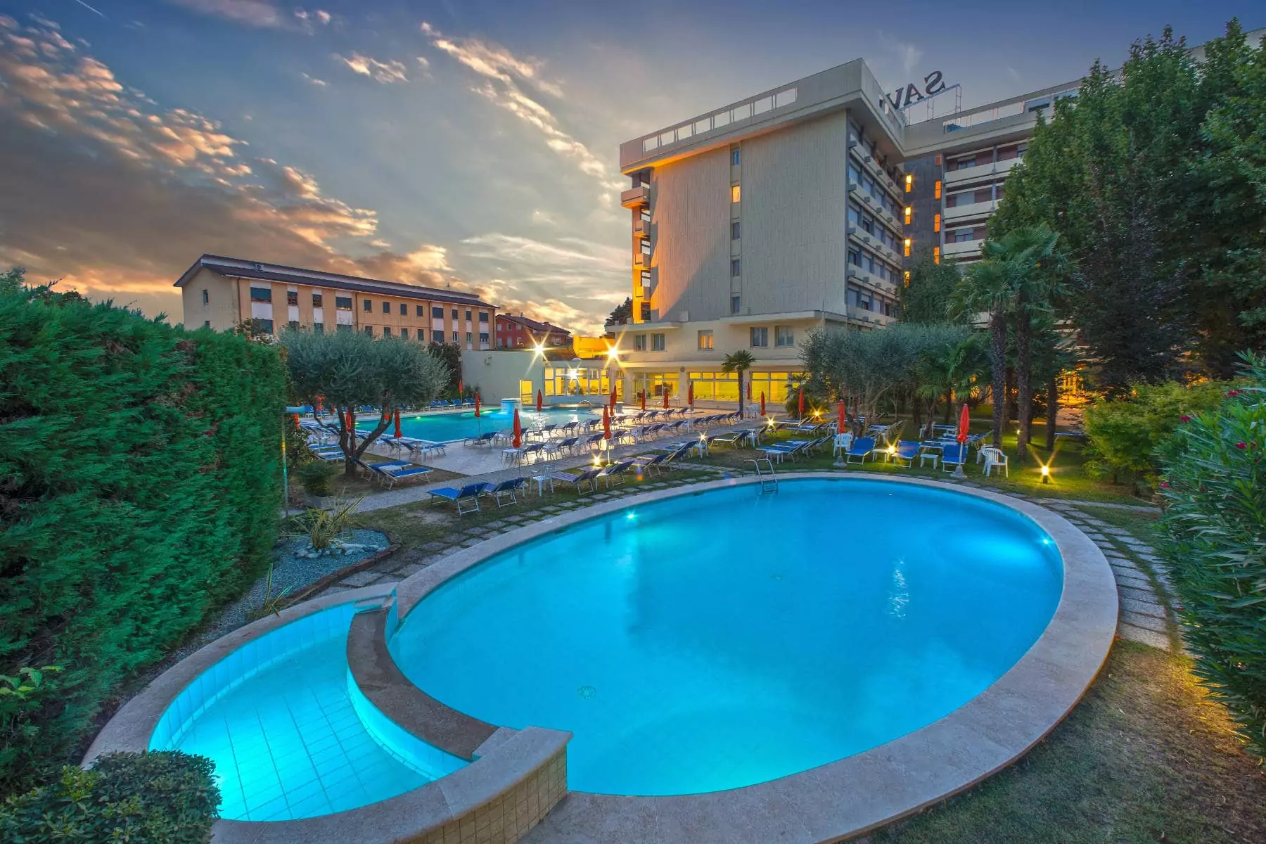 Referenze 7 piscina termale esterna abano terme hotel savoia
